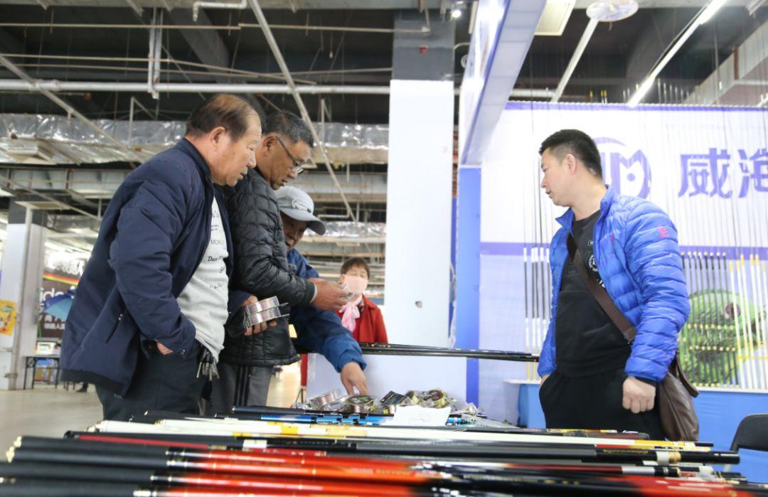 香港竞之王浮漂最新款，自然美景的探索之旅