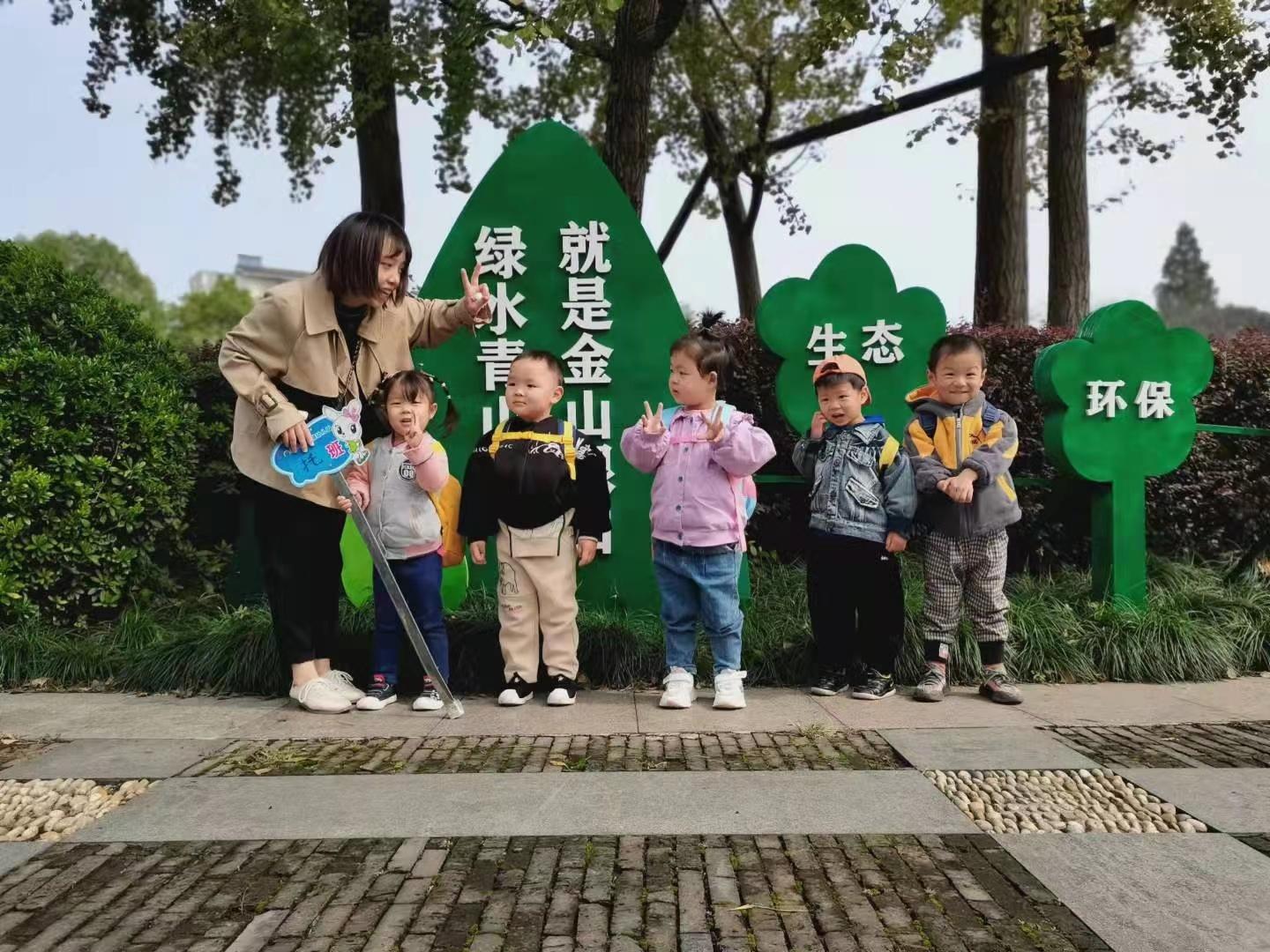 与自然美景的亲密旅行,最新传奇之旅