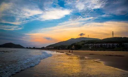 最新网剧带你领略自然美景，踏上寻找内心平静的旅程之旅