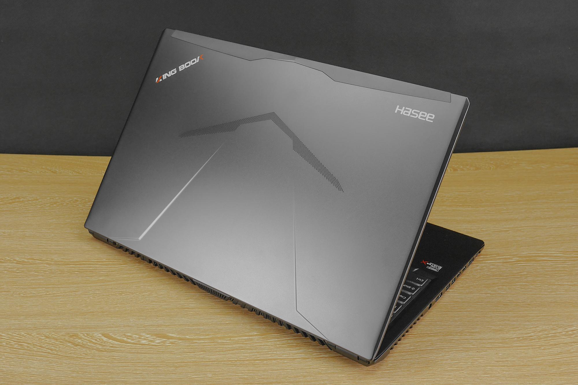 揭秘新款i7,性能与颜值的双重升级!