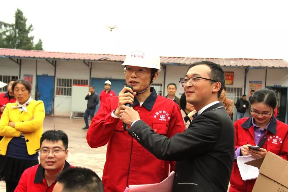 高铁最新动态，速度与激情，连接新时代的你我他